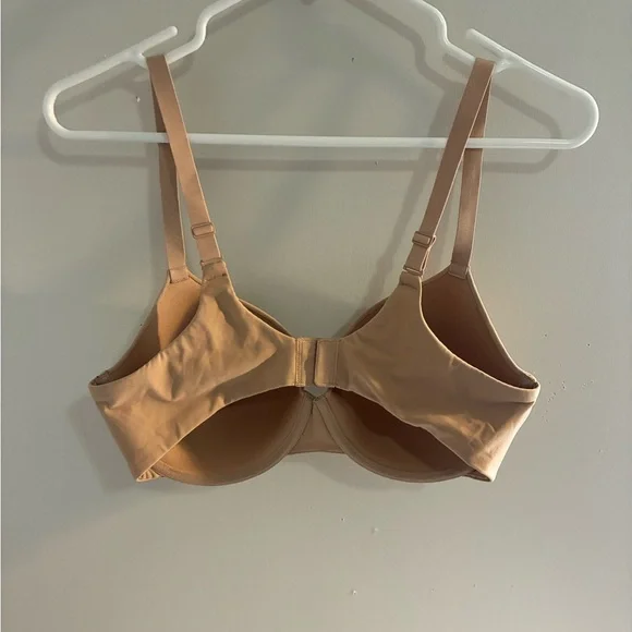 Skims Beige Padded Bra Woman 36D Wired Comfortable Stretch Adjustable - Picture 2 of 7